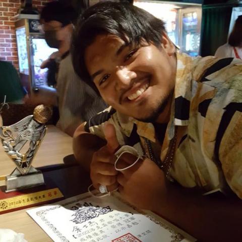 余布滾 （故事不好說，那我用唱的） - 111年高雄洛克盃第三屆第一名：i sa ka su/王宏恩