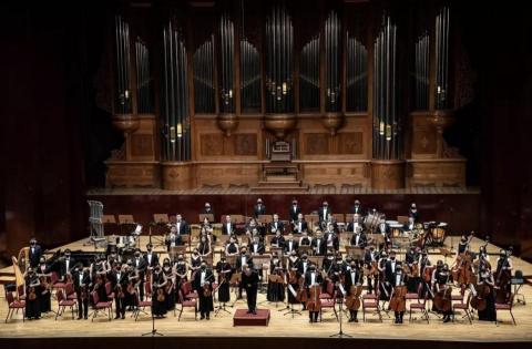 古郡奇 - 與龍潭愛樂在國家音樂廳演出，表演真的很精彩?