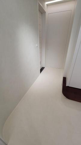 常盛裝潢油漆工程 - 牆面義大利麂皮漆、班傑明摩爾，門組烤漆，地板無縫地坪