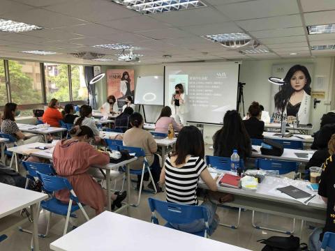 水明漾國際紋繡學院 - 