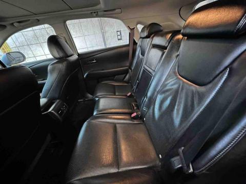 H.W.D精緻汽車美容 -  H.W.D精緻汽車美容 -