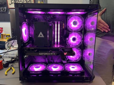 上樓資訊有限公司 - 