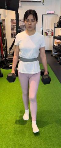 Amis肌力體能訓練 - 負重行走：日常生活簡單的動作卻能大大提升核心的穩定與力量