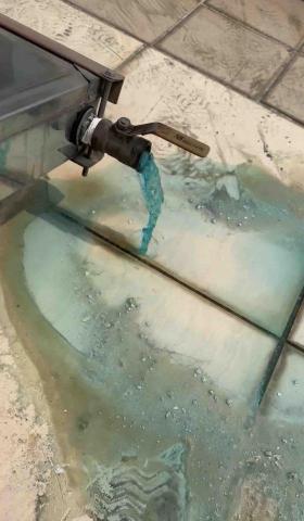 創誌生活實業社 - 太陽能集熱管路清潔