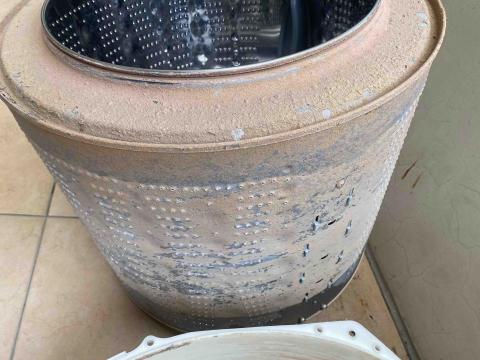 牛妹爸媽 - 洗衣機洗前1