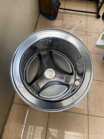 牛妹爸媽 - 洗衣桶洗後2