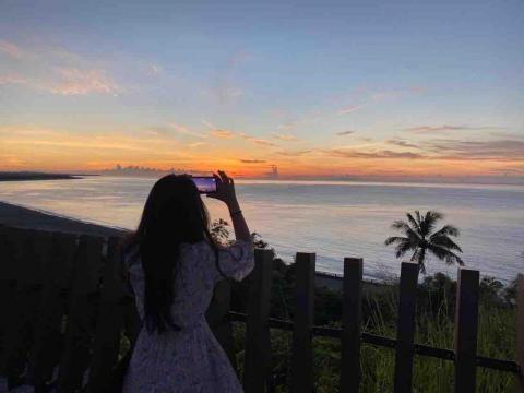 提供名片印製高雄服務的專家劉小姐