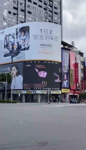 金象廣告 - 高雄漢神巨蛋