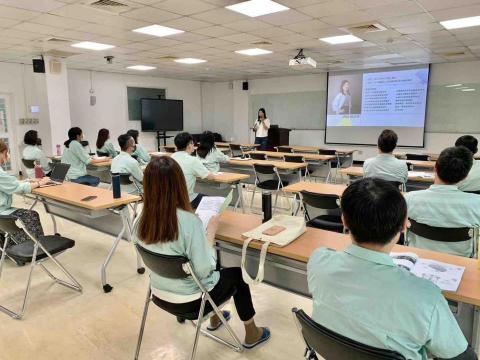 Serena健康講師 English CPR Trainer - 講課剪影