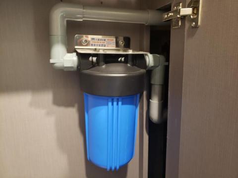 曾兆士 - 全戶式小胖濾水器(施工前)