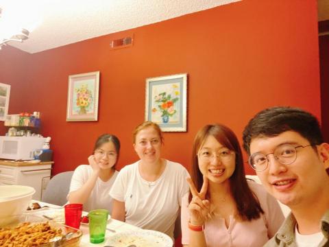 Enya Tsai - Home Stay Dinner