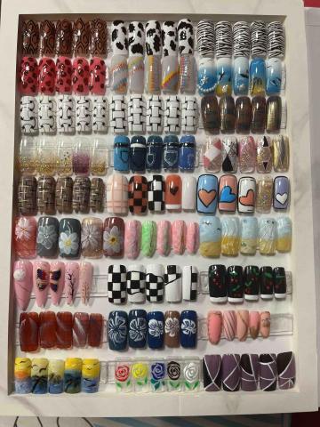 盧幼幼 - 甲片作品