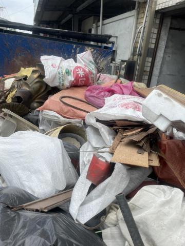 天翔企業行 - 工廠清運