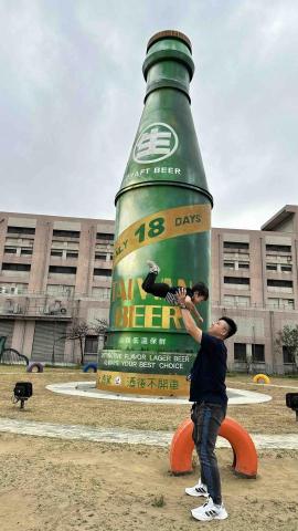 提供網拍model服務的專家許建鈞