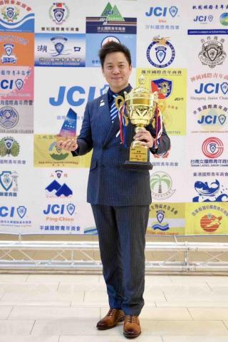 陳頂新律師 -  陳頂新律師 -