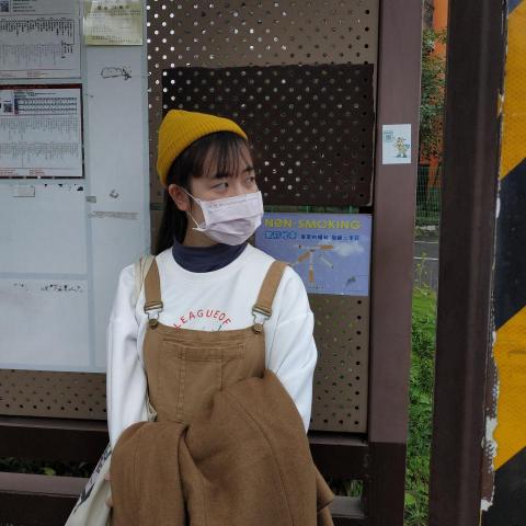 提供分析化學考古題解答服務的專家江芸萱