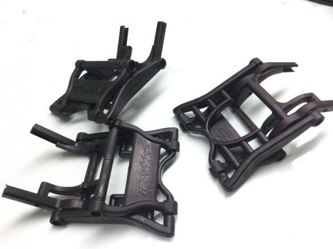 劉雯凱 - 組裝加工