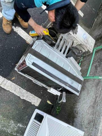 李政翰 - 窗型清洗保養