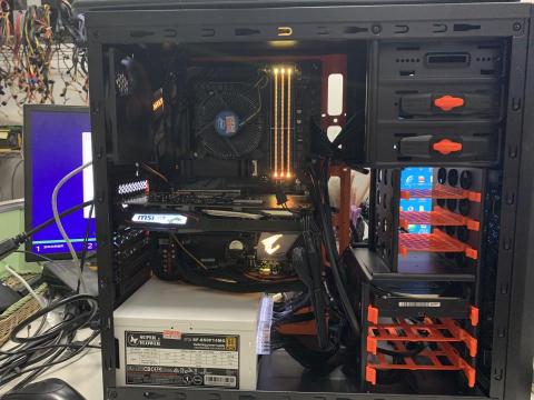 捷晟數碼有限公司 - 桌上型電腦組裝測試燒機