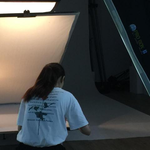 KevinHung - 飾品室內採光攝影。