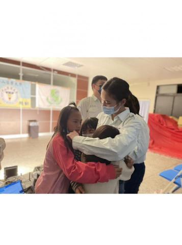 陳致蓉 - 帶國小營隊的經驗，明白與小學生溝通的方法