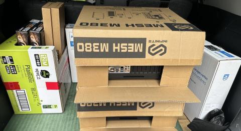 捷晟數碼有限公司 - 文書機、美工電腦
替客戶組裝完成測試後送到府安裝