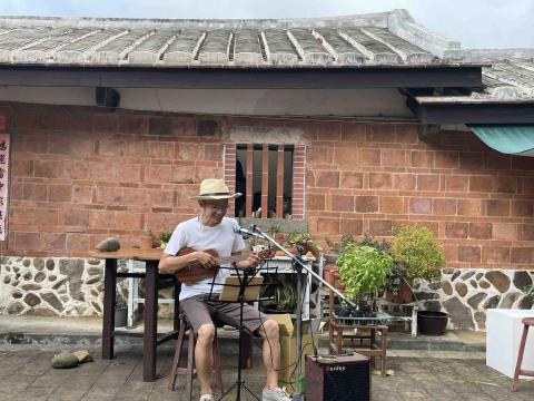 張郎 - 透過歌曲的設計和變化來與現場的觀眾互動玩遊戲