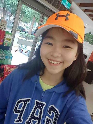 提供數學老師你來服務的專家Joyce LIN