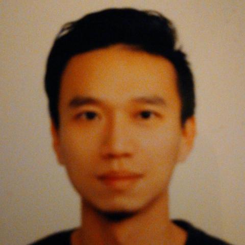 提供玻璃修補服務的專家王志瑋