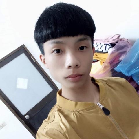 提供myself動漫服務的專家劉聖詳