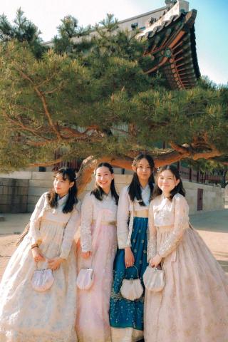 陳新靈 - 韓服體驗