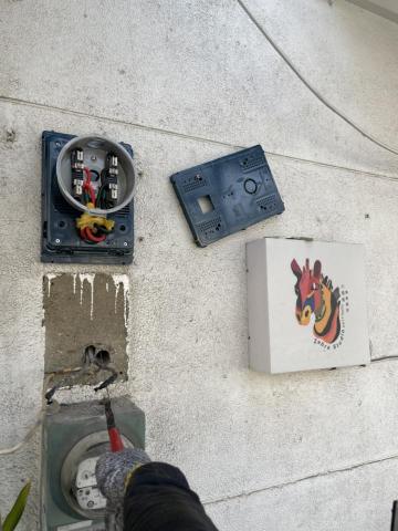 梁先生 - 民宅增設電錶與全屋換線(包含電錶1.2次側更換)