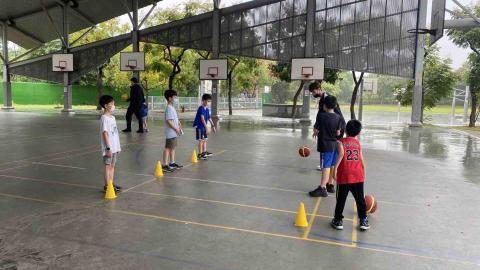 阿愷游泳籃球教練 - 