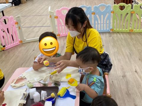 陳怡穎 - 在嘉義托嬰中心試教
