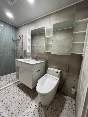 梁先生 - 日本inax衛浴代客安裝