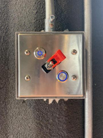 梁先生 - 工業風,金屬開關.撥桿開關改裝