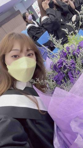 提供文件翻譯服務的專家裴氏雲