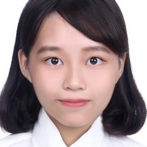 提供法文服務的專家朱喻茵