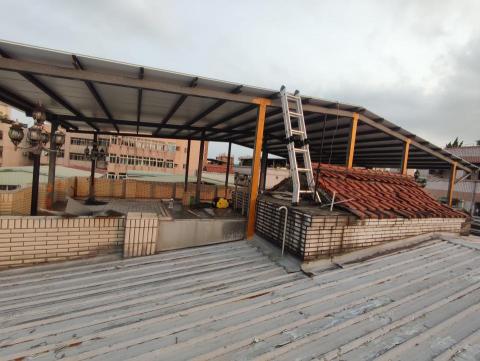 吳承恩 - 認真 誠心 經營
承諾永旭經營
承旭鐵工防水工程
合法頂樓加蓋鐵皮屋
鐵皮屋拆換 覆蓋
騎樓遮雨鵬 合法鐵皮建設
頂樓防水工程 外牆防水工程