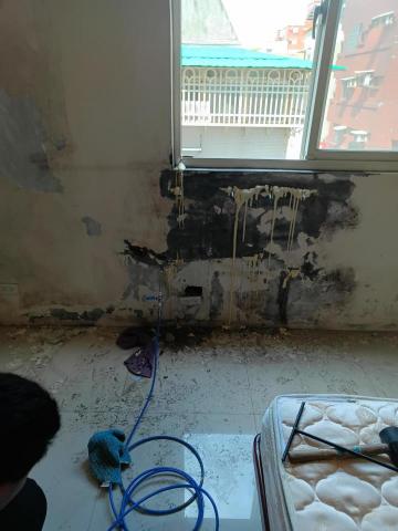 晨鈞企業社 - 窗戶滲水及壁癌處理  晨鈞企業社 - 窗戶滲水及壁癌處理