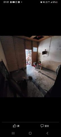 揮博雄湧油漆工程及清潔 - 客廳 清除後