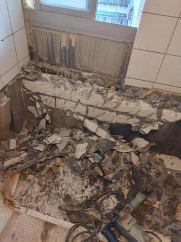 宅修網有限公司 - 浴缸打除工程