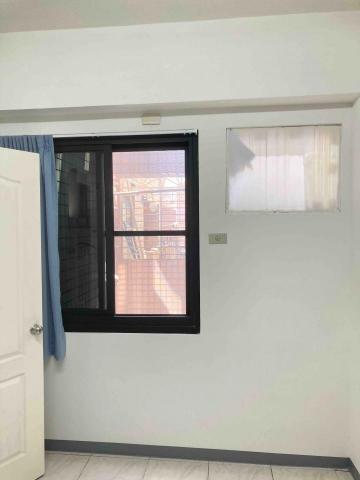 Kelvin(凱爾文藝術塗裝) - 五甲臥室塗裝(前) Kelvin(凱爾文藝術塗裝) - 五甲臥室塗裝(前)