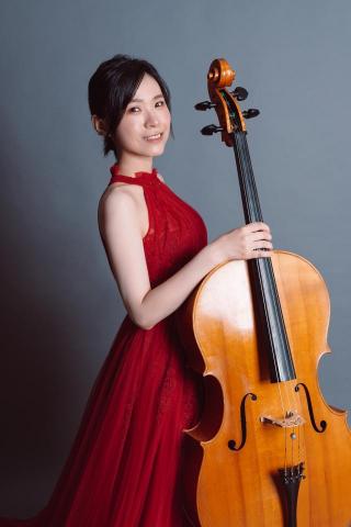 Ki Studio音樂工作室楊老師-大提琴/鋼琴 - 個人藝術照 Ki Studio音樂工作室楊老師-大提琴/鋼琴 - 個人藝術照