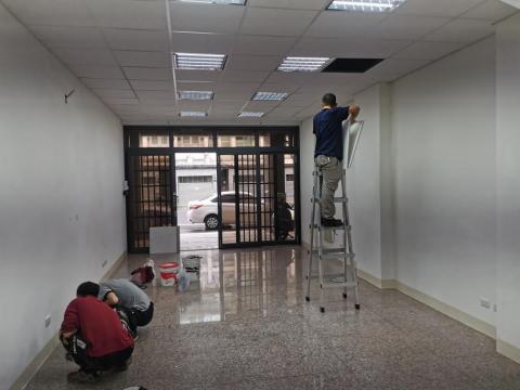 招財貓工程有限公司 - 簡單又方便的辦公室快速又超值，我是木工，最後感謝眾客戶讓我扶持員工的家庭