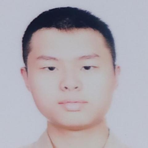 提供電子琴入門服務的專家劉邦佑