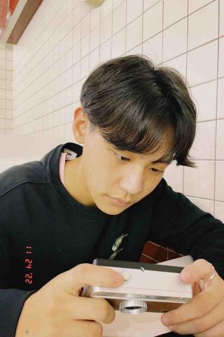 提供孫盛希服務的專家郭原希