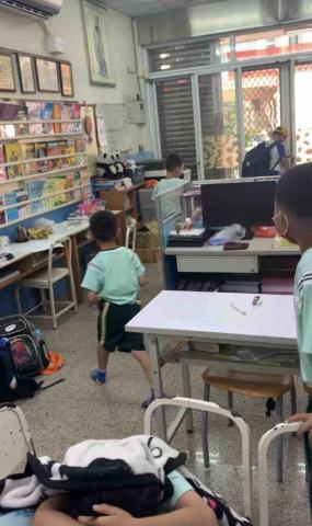 邱玟茹 - 曾經擔任輔導老師的安親班