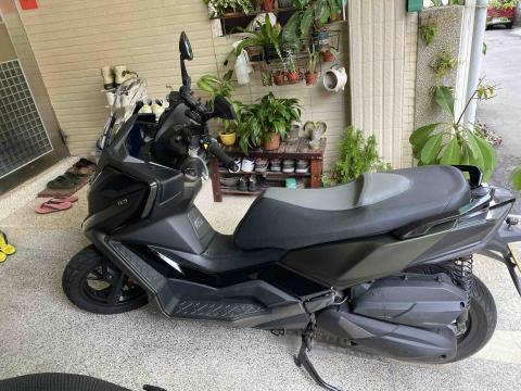 請上網打關鍵字  極遞聯合運輸中心  點FB+賴聯繫 - 基隆-屏東（黃牌重機）