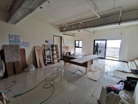 招財貓工程有限公司 - 開工上場就是快速，我是木工，最後感謝眾客戶讓我扶持員工的家庭